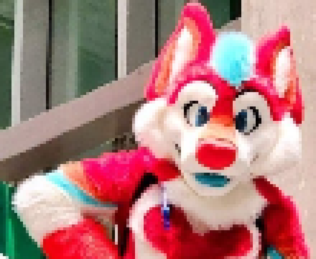 [3f381b] me at furcon