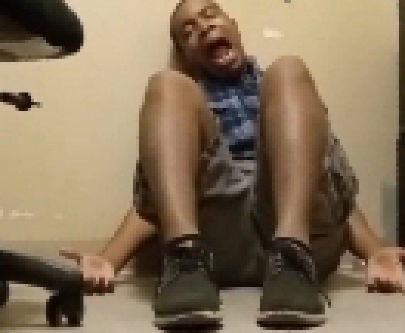 [006d2b] HE WAS ABSORBING NIGGAS VIA STINGER.