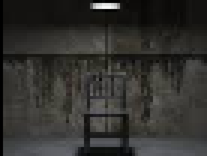 [587207] spoopy room 