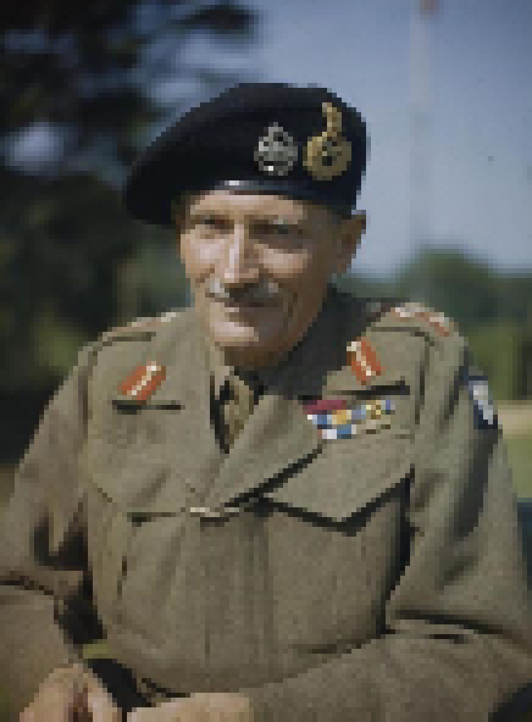 [96e2d7] Bernard Montgomery