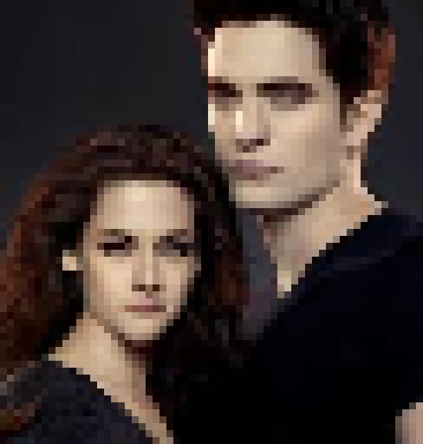 [dbcb6b] (Alice Cullen) Hi Syl! Apple? *offers apple to syl*