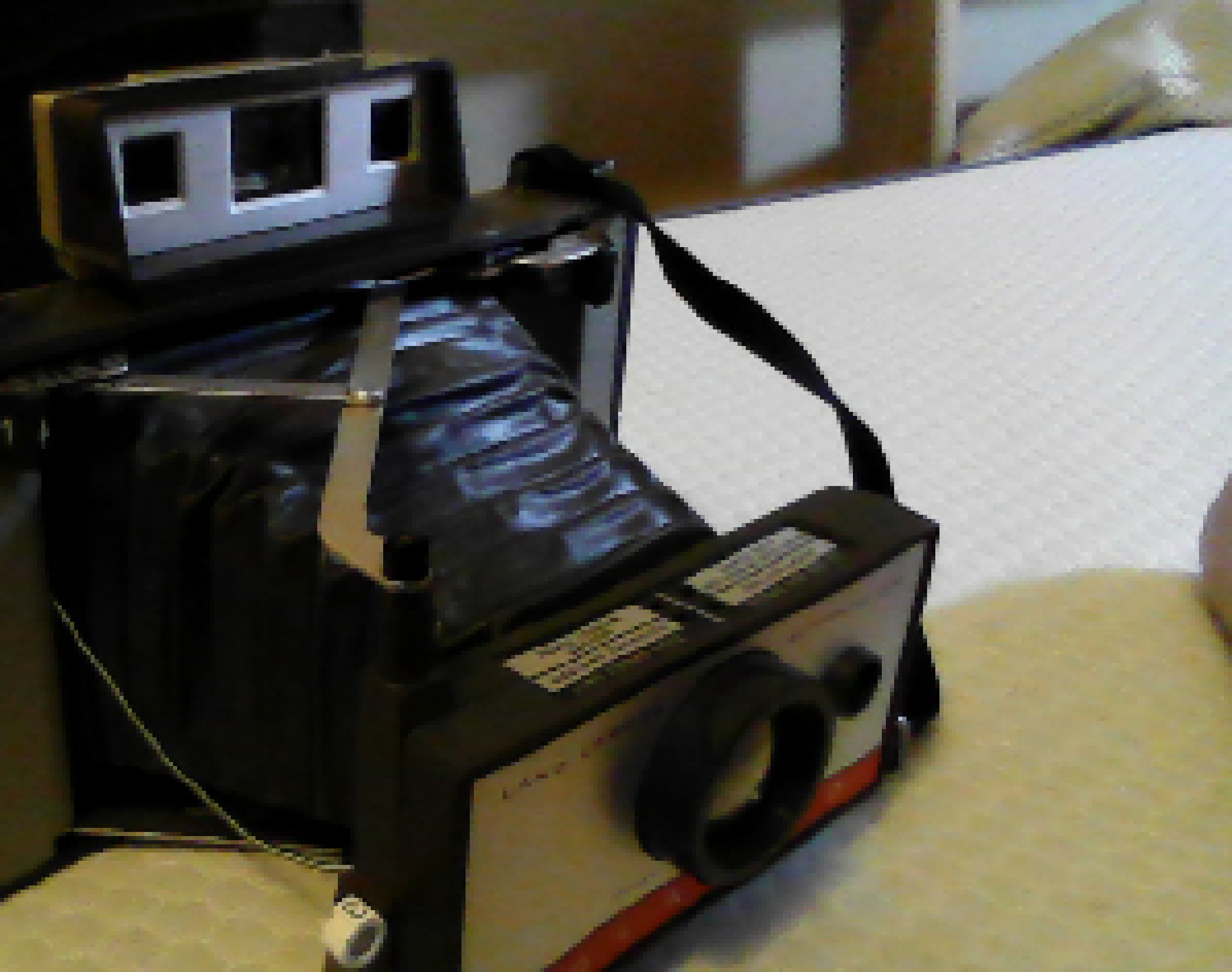 [a18aa4] this is my Polaroid 220 land camera [I am a photographer]